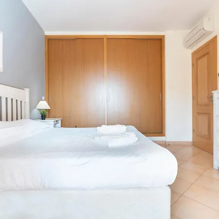 A48 - Starlight In Apartment